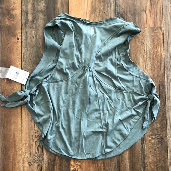 Free People High Tide Tank Green Small NWT - Picture 3 of 3